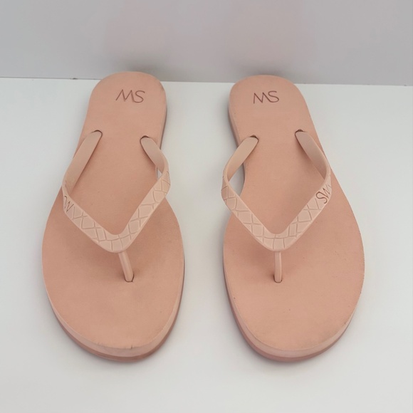 STUART WEITZMAN Embossed Flip Flop In Poudre - Picture 6 of 13